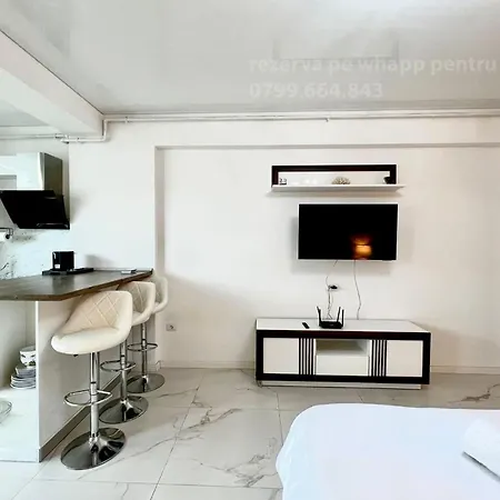 Venetis Sea View Studio * Năvodari